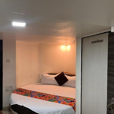 Hotel Havana Bombay Extérieur photo