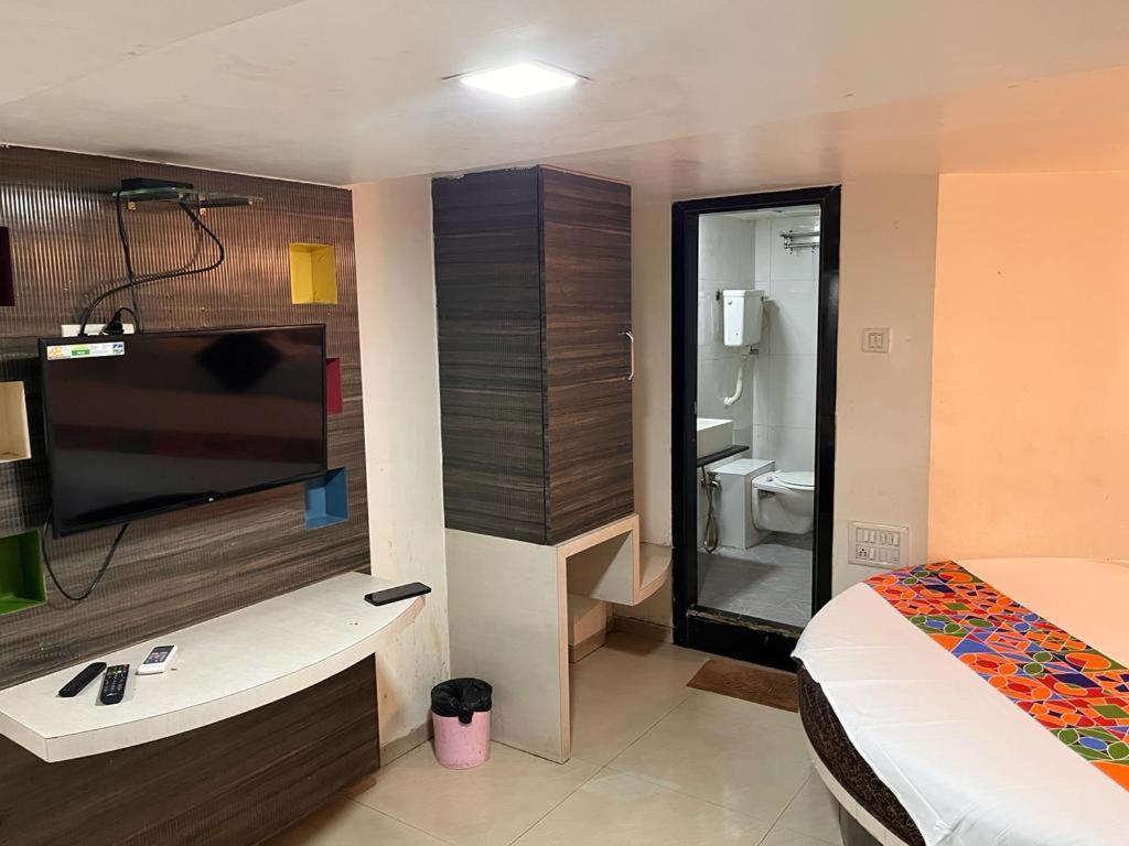 Hotel Havana Bombay Extérieur photo